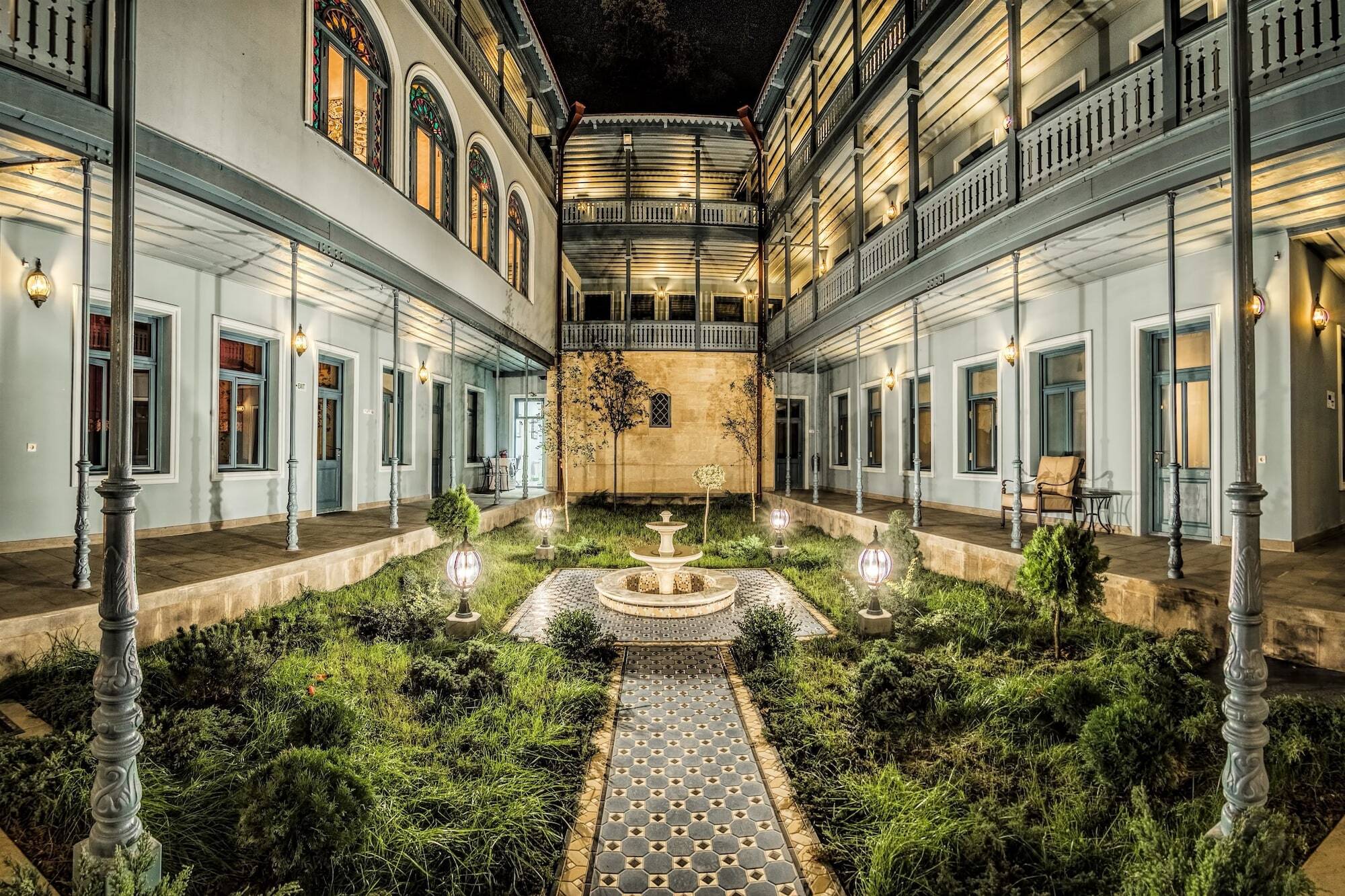 Golden Tulip Borjomi Hotel Exterior photo